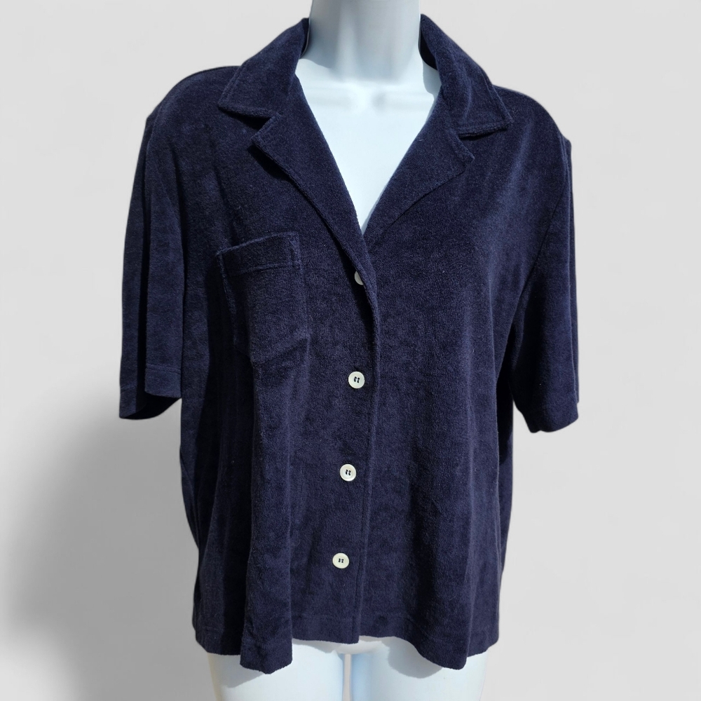 Howlin' "Cocktail In Towel For The Girls" Shirt- L